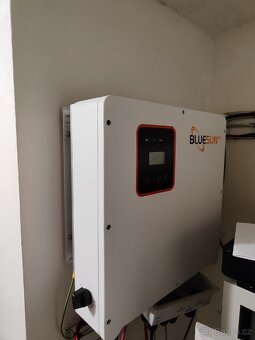 Fotovoltaický střídač Bluesun 8KW - 4
