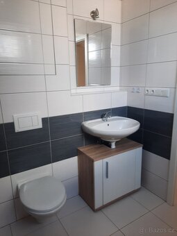 Pronájem bytu s balkonem 1+kk vč. garážového stání - 4