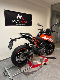 KTM 125 Duke - 4