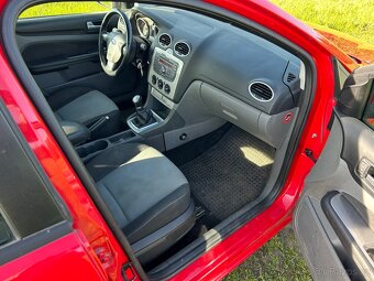 Ford Focus - 4