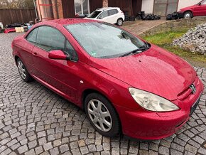 Prodám díly z tohoto vozu Peugeot 307 cc cabrio - 4