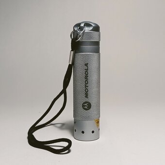 Motorola LED Lenser V2, Kapesní svítilna - 4