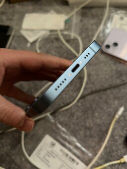 iPhone 14 128Gb…modrý, pouze e-Sim - 4