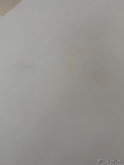 kulatý stůl Jysk průměr 105cm - 4