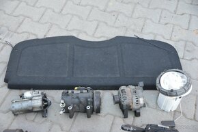 Převodovka poloosa startér Peugeot 207 Citroen Renault 1.4 - 4