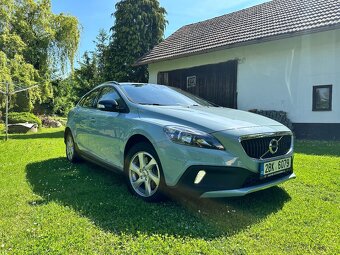 Volvo V40 T3 CROSS COUNTRY - 4