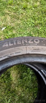 Zimní pneu Altenzo - 4