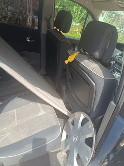 Renault Megane Scenic kombi r.05 1.5 - 4