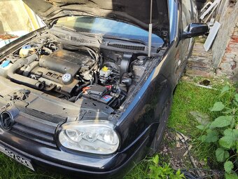 Prodám VW golf IV r.v. 2003 1.4 3 dveř - 4