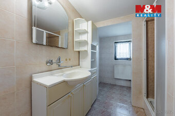 Prodej rodinného domu s prodejnou, 224 m², Krásné Údolí - 4
