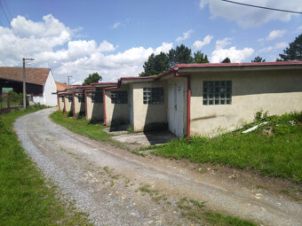 Volná garáž ve Vev. Bítýšce, elektrika, světlo, bez RK - 4