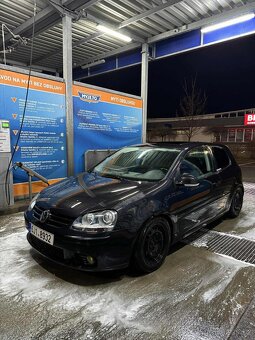 Volkswagen GOLF 5 - 4