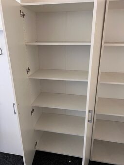 Kancelářský nábytek 4-5 lidí - Praha 9 - 4