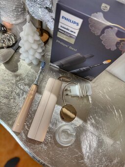 Philips Sonicare 9900 DiamondClean Prestige - 4