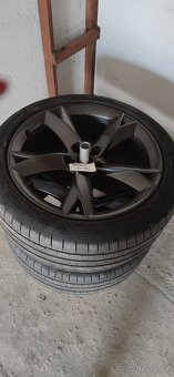 Audi alu kola 255/40 R19 ET 32 - 4
