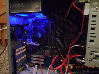 PC + 2x LCD; IntelCore i5 3,2Ghz; 12GB DDR3, SSD disk, DVDRW - 4