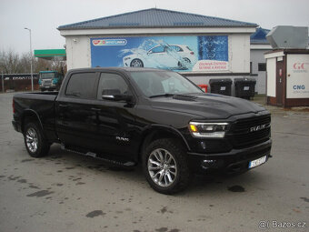 Dodge RAM 1500 LAREMIE 5.7 HEMI - 4