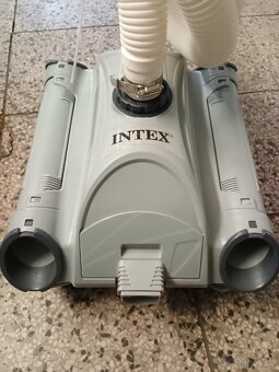 bazénový, poloautomatický vysavac - 4