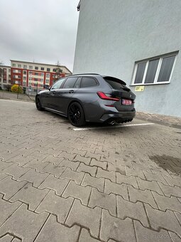 BMW 330e M-paket - 4