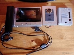 Domácí telefon s video Camerou a zvonkem na barák - 4