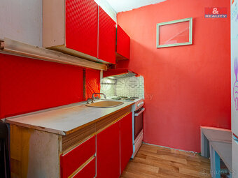 Prodej bytu 1+kk, 33 m², Jesenice, ul. V Lázních - 4