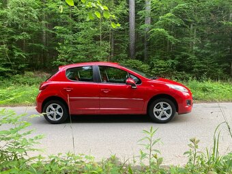 peugeot 207 1.4i - 4
