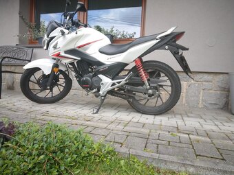 Honda CB 125 F - 4