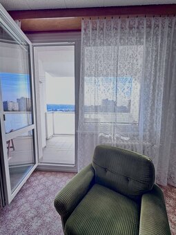 Pronájem kompletně zařízeného bytu 3+1, 77 m2, s terasou a s - 4