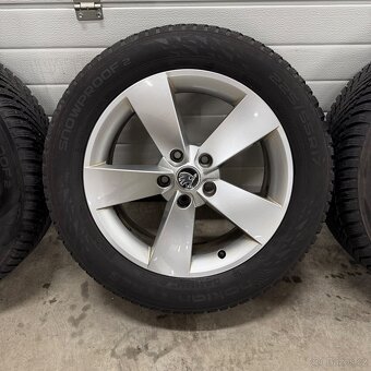 Zánovní zimní sada Karoq 225/55 r17 Nokian 7mm - 4