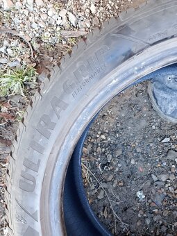 245/45/18 100v Goodyear - zimní pneu 2ks - 4