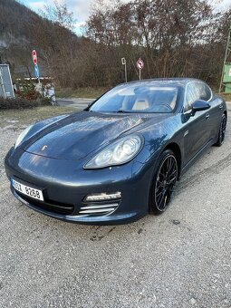 Porsche panamera 4.8i 4S(4x4) - 4
