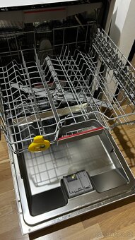 Myčka BOSCH SMS4EVW14E - 4
