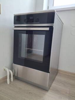 Nový elektrický sporák s indukční deskou zn:Gorenje - 4