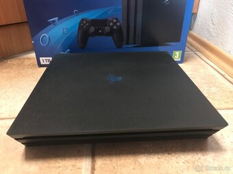 Playstation 4 Pro 1TB - 4