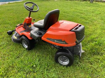 Zahradní traktor ,rider Husqvarna R 13 C - 4