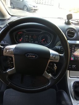 Ford S-Max - 4