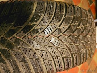 Firestone WINTERHAWK 4 215/60 R17 96H - najeto jen 650km - 4