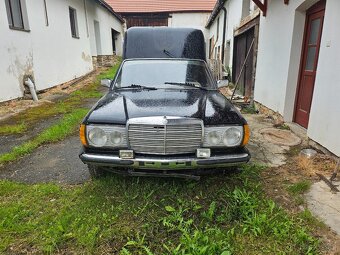 MERCEDES 300D W123 - 4