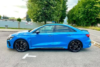 Audi RS3 2.5 TFSI Quattro TURBO BLUE - 4