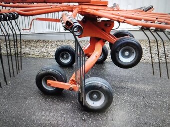 Shrnovač píce Kuhn GA 9032 - 4