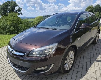 Opel Astra Combi 1.4i 16v , 88 kW • Původ ČR • 148.000 KM • - 4
