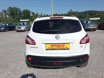 Nissan Qashqai 2.0 dCi 4x4/Panorama/1Maj/NAVI - 4