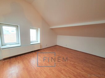 Mezonetový byt v cihlovém domě 3+kk, 75m² v centru  Kralup n - 4