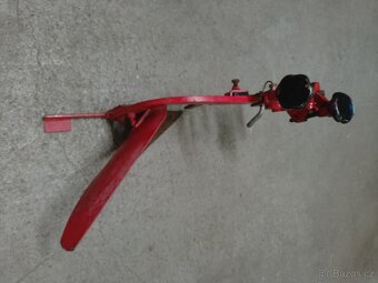 Vari jednostranný pluh pravý + nastavovací těleso - 4