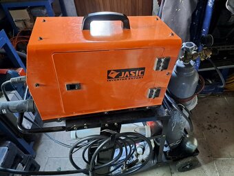 Svářečka CO2 MIG 160 - 4