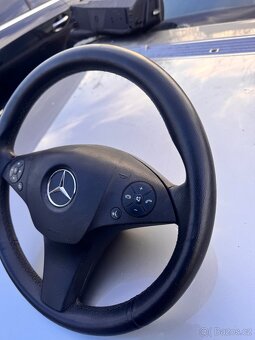 Mercedes w204 volant - 4
