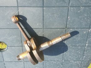 Kliková hřídel na mf-70 - 4