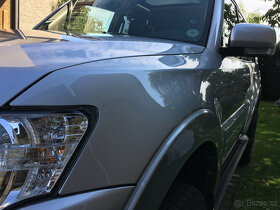 Mitsubishi Pajero 3.2 Di-D INSTYLE 7-Míst 176kW - 4