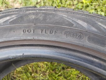 Pneu 225/45 R17 - 4