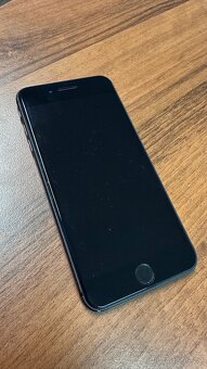 iPhone 8 Plus 64Gb - 4